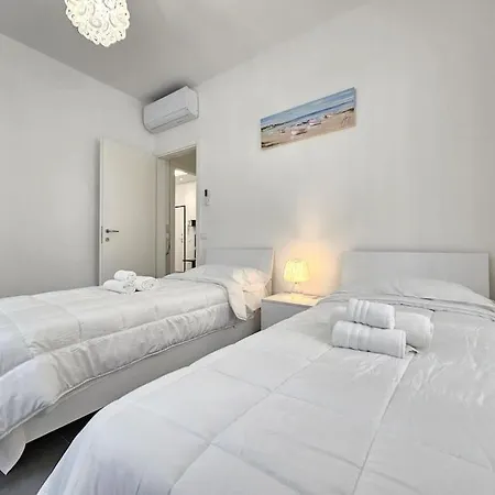 Elegante A Due Passi Dal Centro Lejlighed